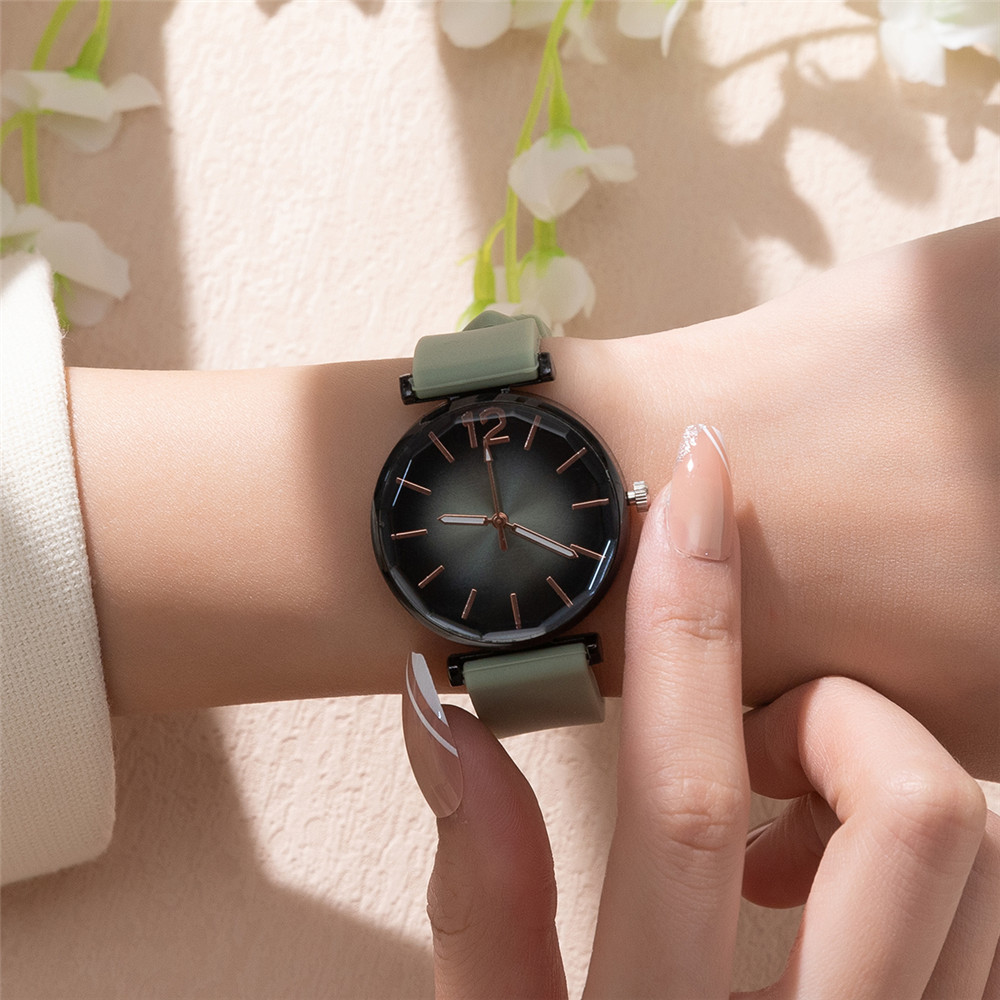 Fashion Ladies Sports Simple B - Silicone Band Women reseña y precio