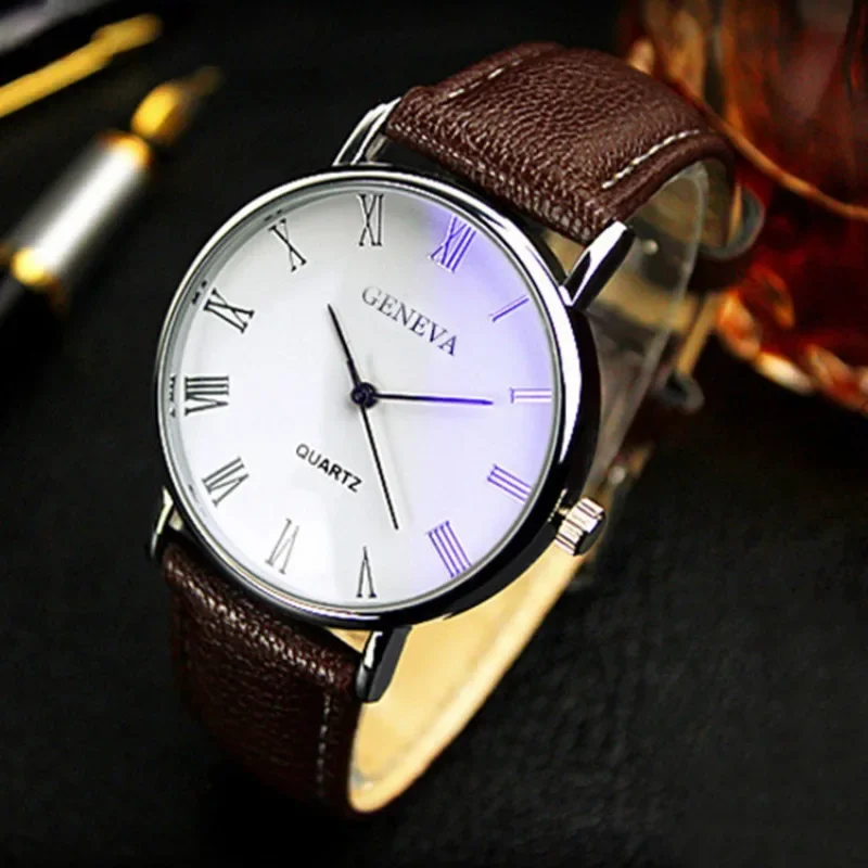 Famous Brand Men Quartz Watch  - Leather Watch Band Men reseña y precio